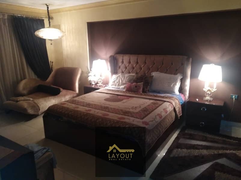 2 03d28bf1-8cf2-4875-9f95-251f0b553ab5. jpg