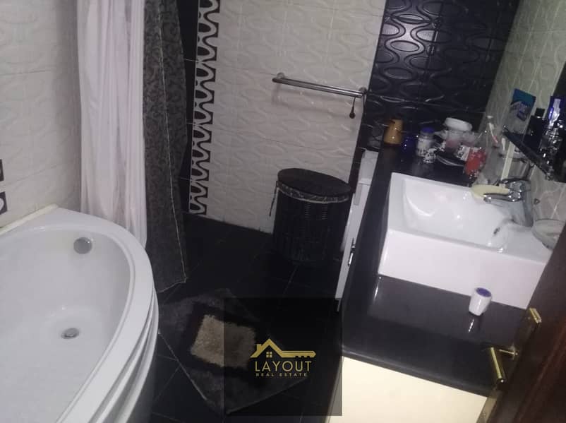 4 8da3ca69-f519-4ab4-a32d-5505c3837b9f. jpg