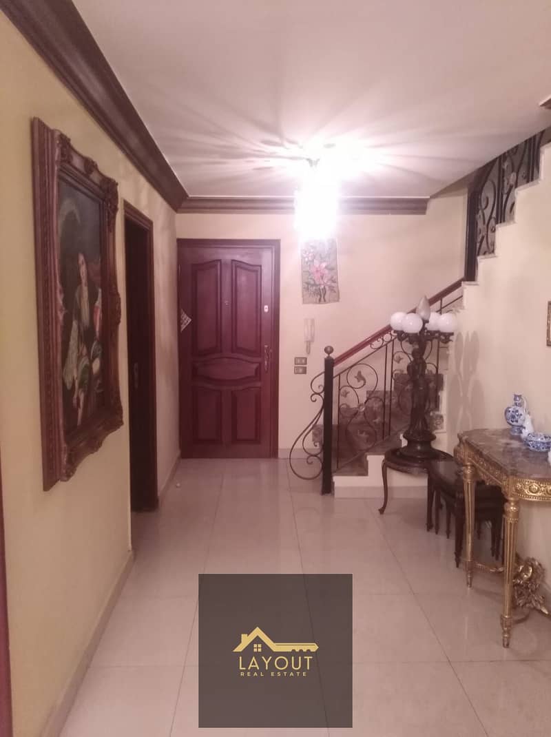 8 e535f11a-c20f-4ba7-a991-dd069be5ad42. jpg