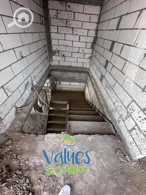 11 7ca4f766-bcd9-4983-8663-5a0f1ffc4e5c. jfif. jpg