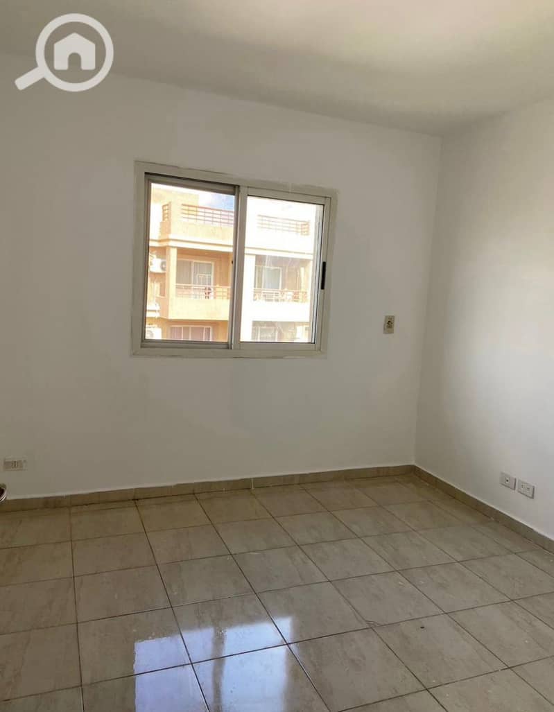 4 e07befee-cef5-4273-81b0-239fe6d8f8ab. jpeg