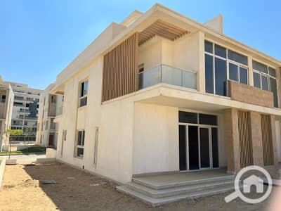 تاون هاوس 3 غرف نوم للبيع في القاهرة الجديدة، القاهرة - WhatsApp Image 2026-01-05 at 12.53. 03. jpeg