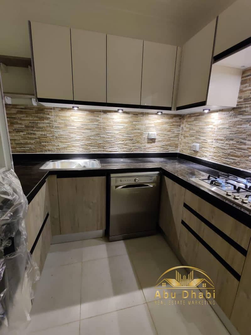 8 f8eb5c93-78ba-4abc-a612-d1ab66835680. jpg