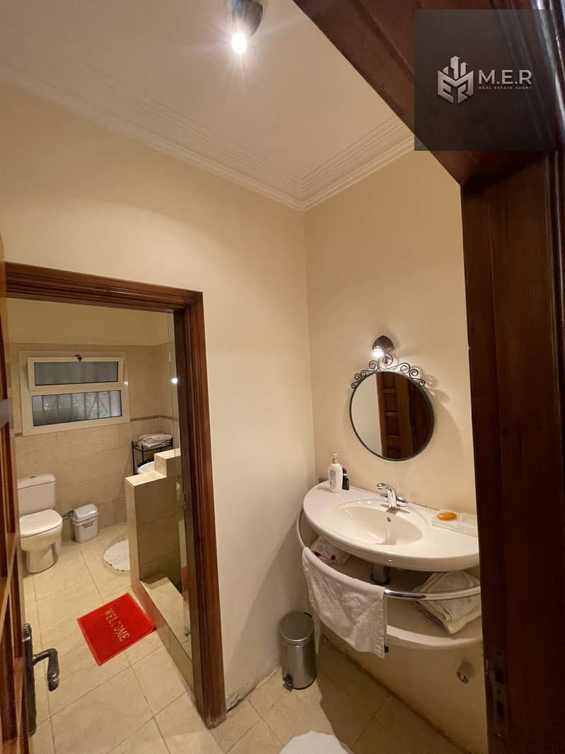 8 6f1877a4-be40-4a03-a027-712b53a080c0. jpeg