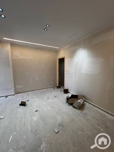 3 Bedroom Flat for Sale in 6th of October, Giza - bab80d87-0933-442f-b20d-6733c7908eca. jpg