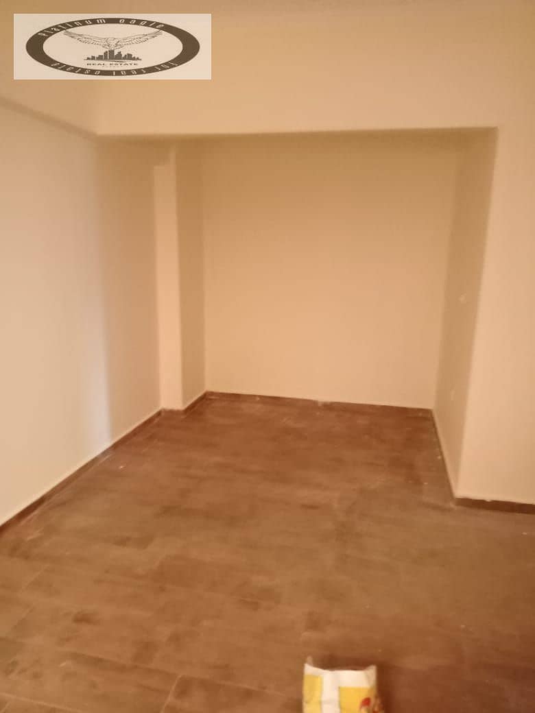 9 23f092f3-a700-4a7b-87e3-f3c5cc35a5ed. jpg