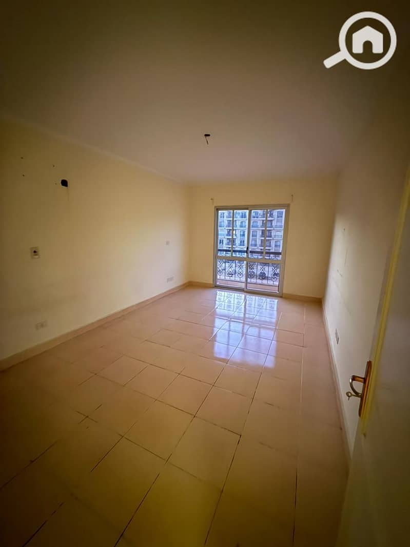 2 28cb2c2c-bbcb-4d5c-8b46-60cc36fb5cf3. jpeg