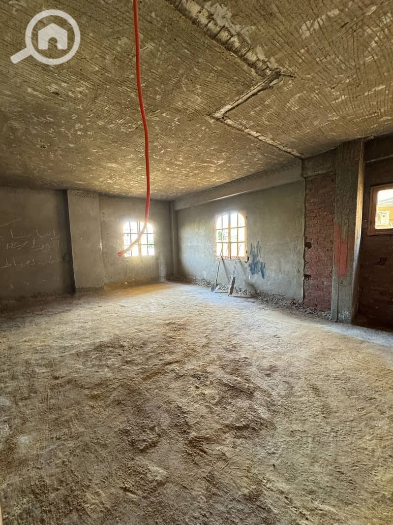 3 220f0fbe-1bdc-4b3f-8db3-346b626d1ba5. jpeg