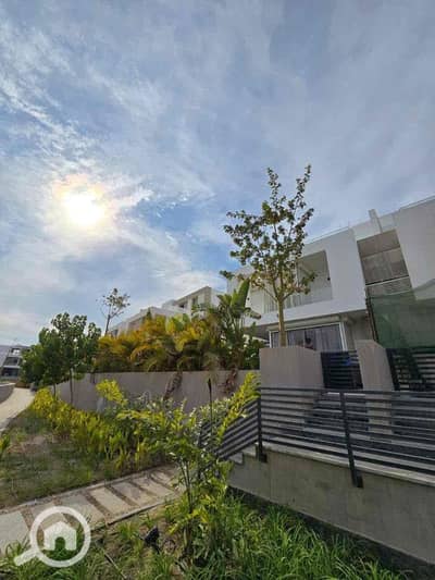 6 Bedroom Villa for Sale in 6th of October, Giza - IMG_6206. jpg 6 Bedroom Villa for Sale in 6th of October, Giza - IMG_6206. jpg