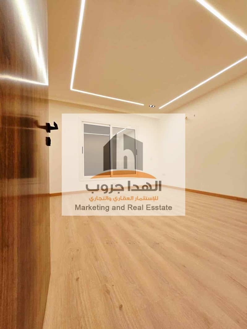 7 ee2ef396-be52-4be8-b539-18f98e348bd9. jpg