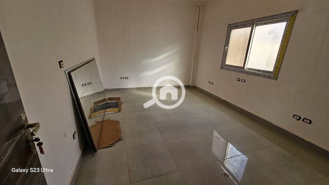 9 WhatsApp Image 2025-10-06 at 4.34. 21 PM. jpeg