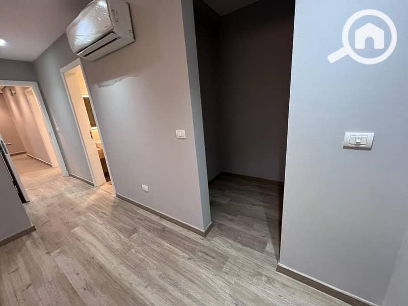 7 56ee8fc9-5f5d-4700-a92d-fab448110084. jpg