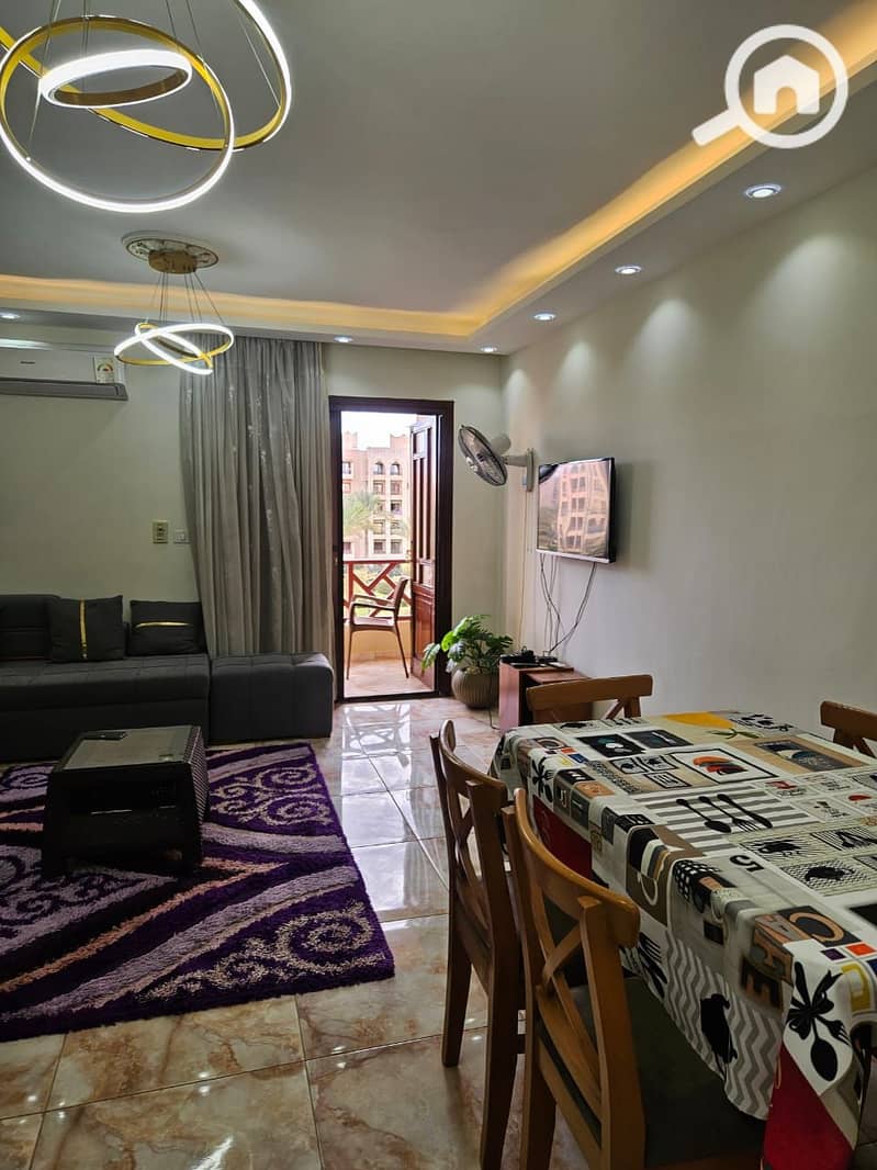 2 cd7d76a5-894d-4869-9c1e-2f410c1ed09f. jpeg