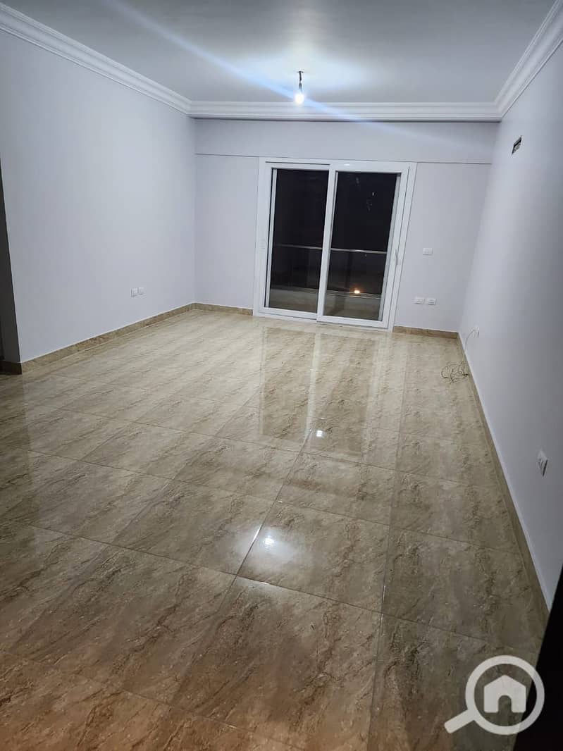 4 6a1cfbc8-72fb-4822-8b4e-c2e5cc7f9b55. jpg