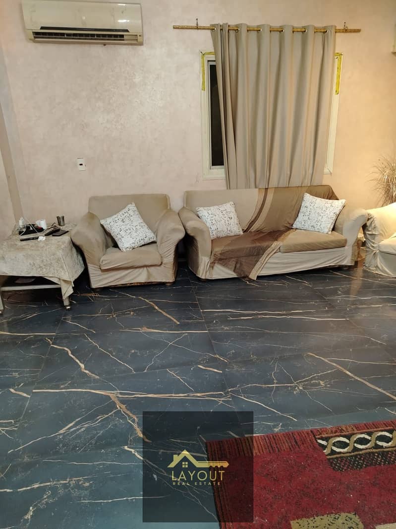 6 7826e2a3-c570-4e07-b9bb-a591a6eb462c. jpg