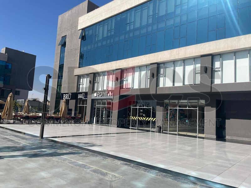 8 f2d7db4a-9e2c-4d82-b88e-46859f71556e. jpg