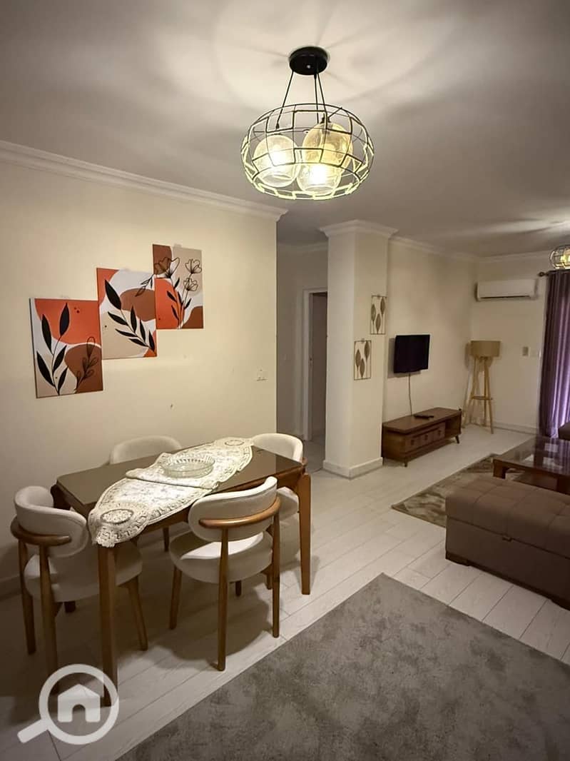 4 53565b37-c37a-4e9f-b38d-35263281d2f9. jpeg