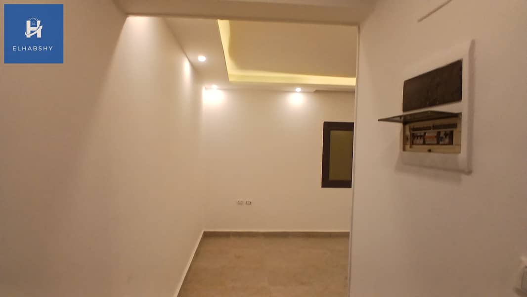 2 شقة للإيجار في العجوزة  165م تفرعات شارع الدكتور محمد شاهين  موقع مميز  (2). jpg