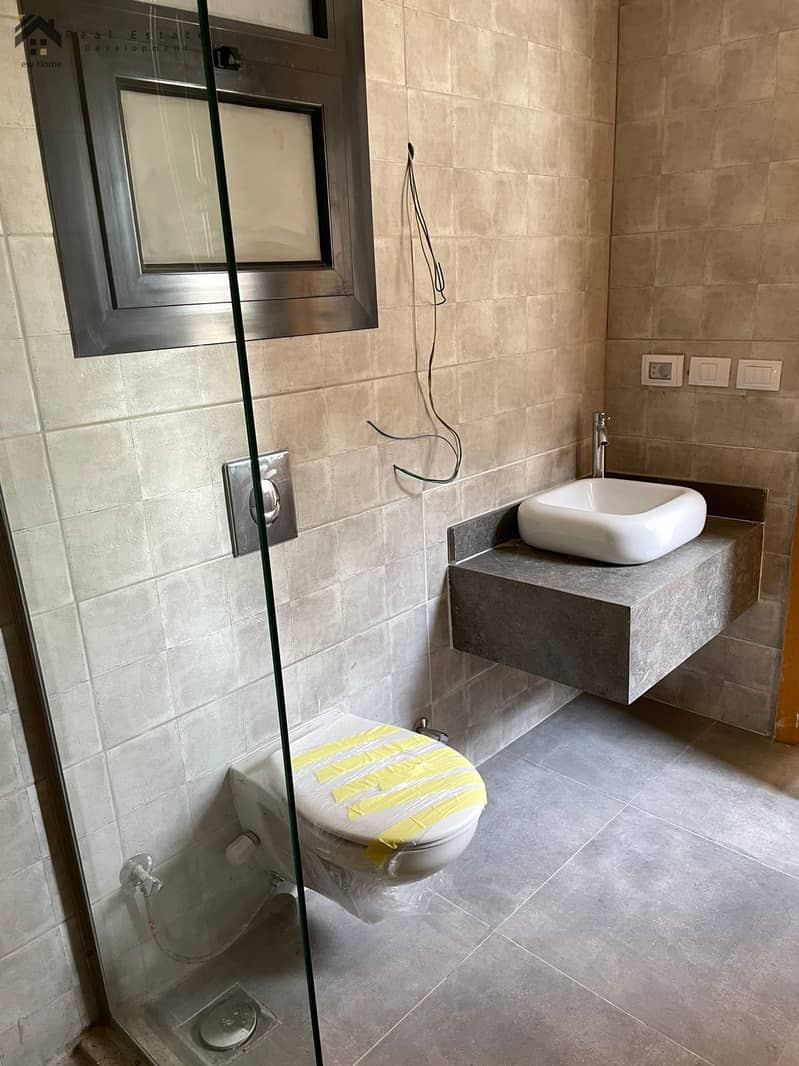 4 WhatsApp Image 2026-01-04 at 11.39. 28zz. jpeg