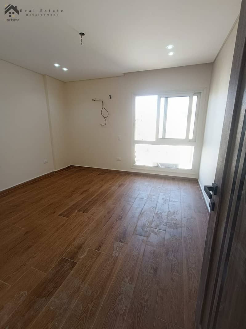 4 WhatsApp Image 2026-01-04 at 09i. jpeg