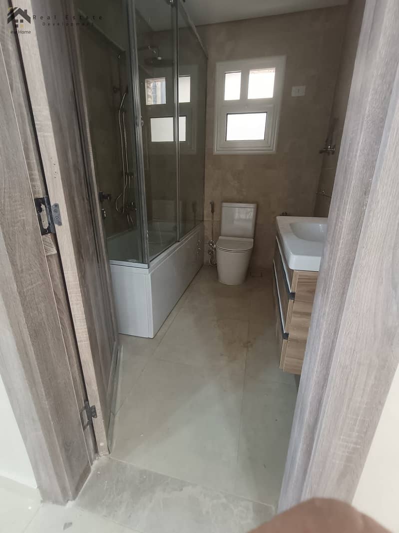 12 WhatsApp Image 2026-01-04 at dss. jpeg