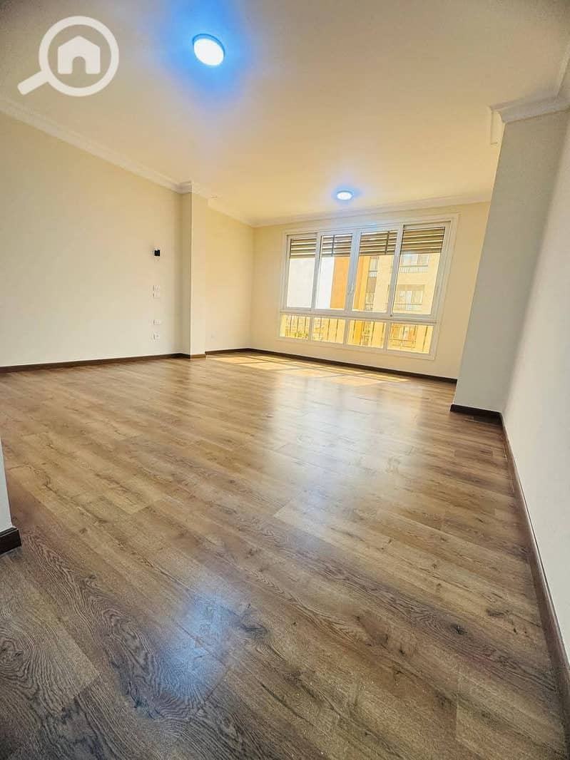 8 WhatsApp Image 2025-09-20 at 12.08. 54 AM (3). jpeg