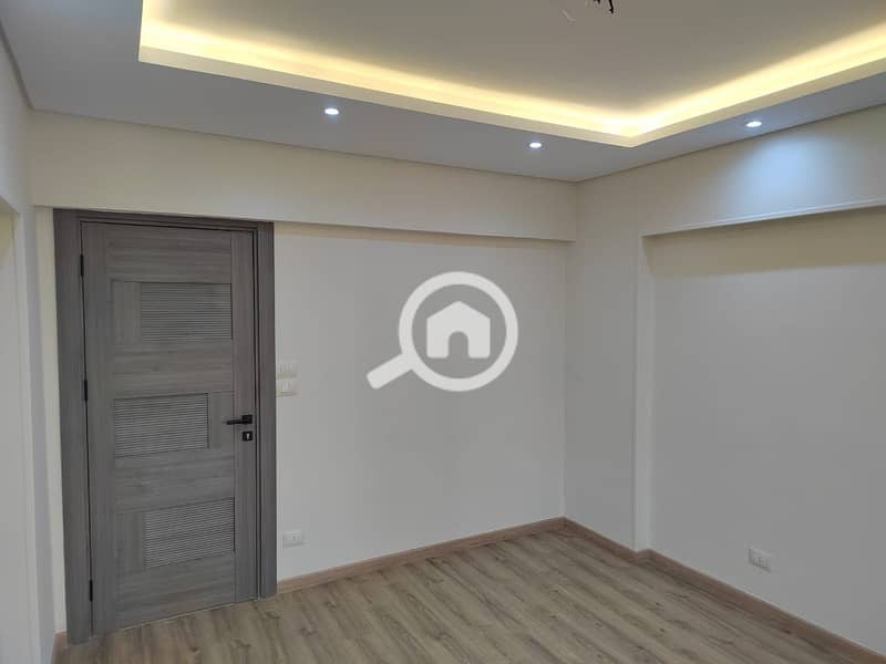 10 WhatsApp_Image_2026-01-04_at_11.12. 38_PM_(2). jpeg