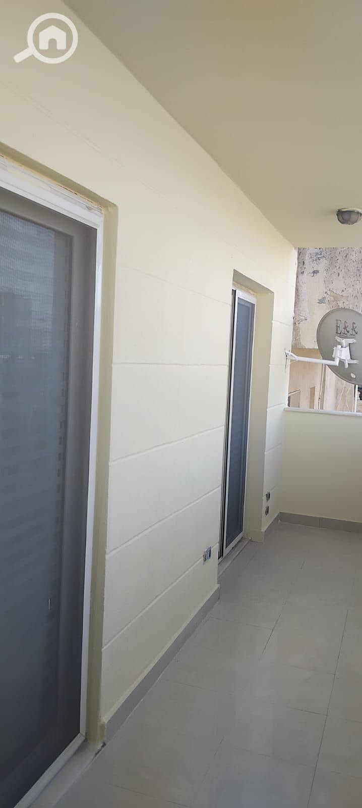 5 2a1d462c-42eb-48f3-bdc5-fd452233c92e. jpg