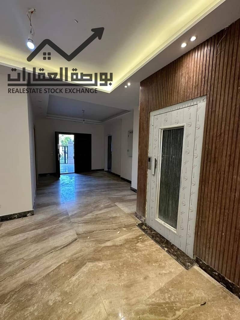 2 4e541d98-2d6a-4a4c-a2f4-9085961f0c00. jpg