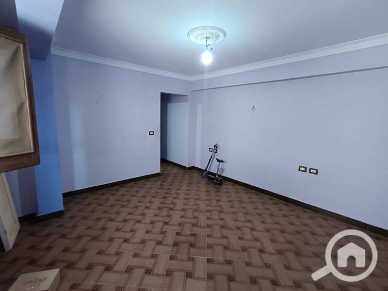 5 95b56ee6-50c1-4f36-a442-0a4df89fcca8. jpg