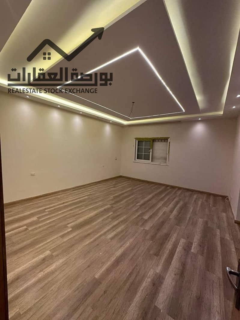 14 1db3d750-b573-468a-a9f8-4c61003dafb4. jpg