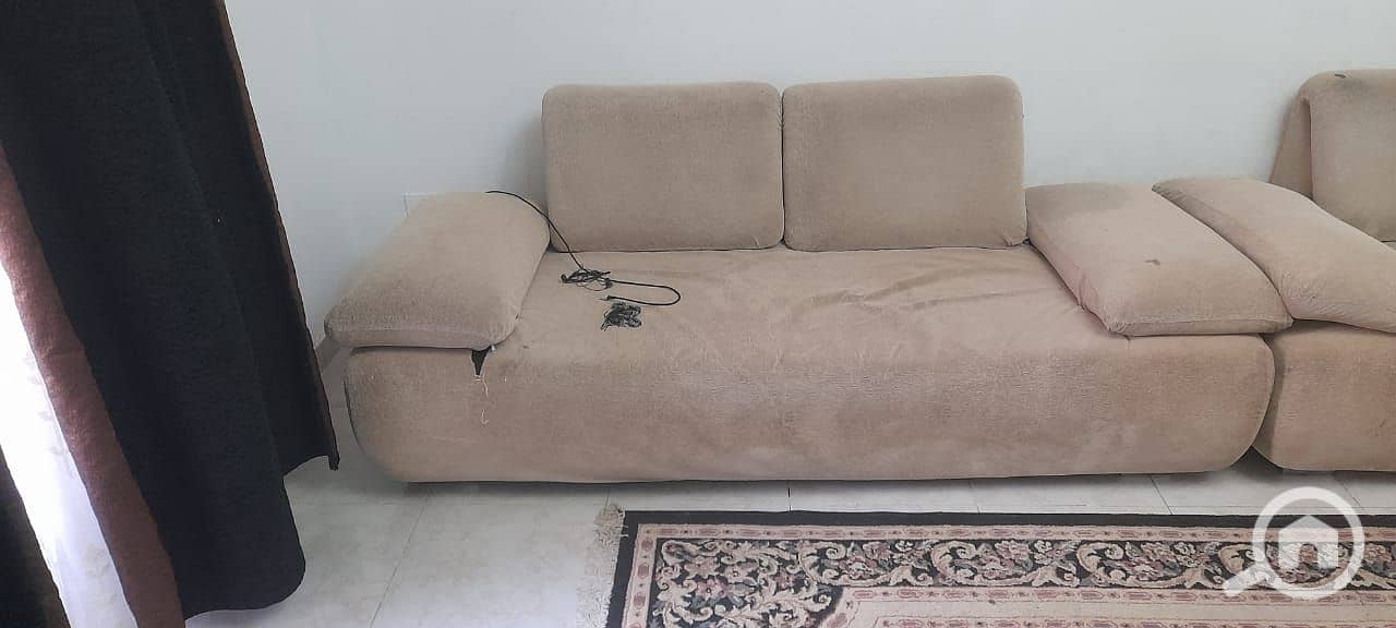 5 03f3cdac-fde8-42dc-8a79-d8d9c40714ae. jpeg