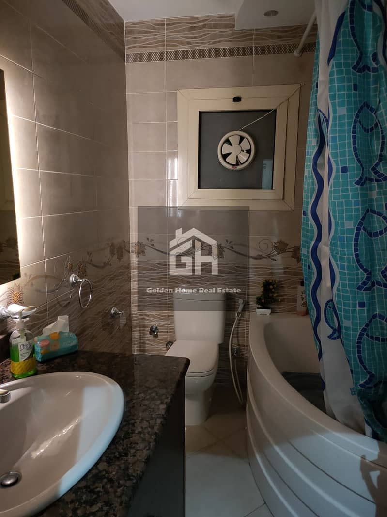 10 c8268b69-69c4-42a5-90a1-ac65a. jpg