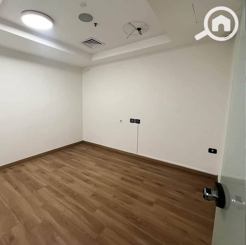 4 WhatsApp Image 2025-12-12 at 4.27. 40 PM (4). jpeg