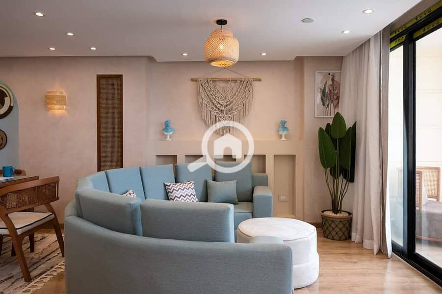 7 5e2b86d3-3182-4658-8e3b-f1684f6f9ef0. jpg