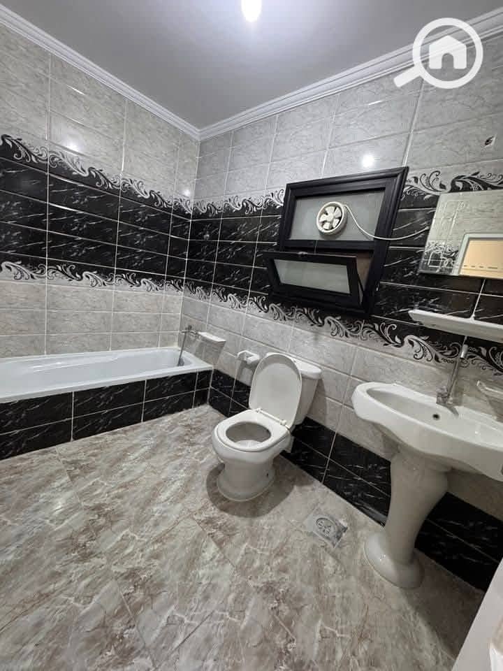 9 25a66a05-1f5a-4bfd-a14a-77c7f09289fe. jpg