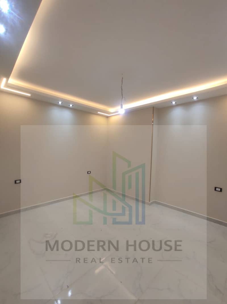 12 WhatsApp Image 2026-01-01 at 7.04. 52 PM (1). jpeg