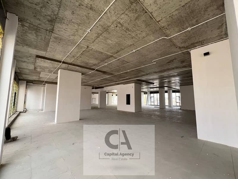 18 357e0a70-892f-42ec-8f19-57a030e1cb29. jpg