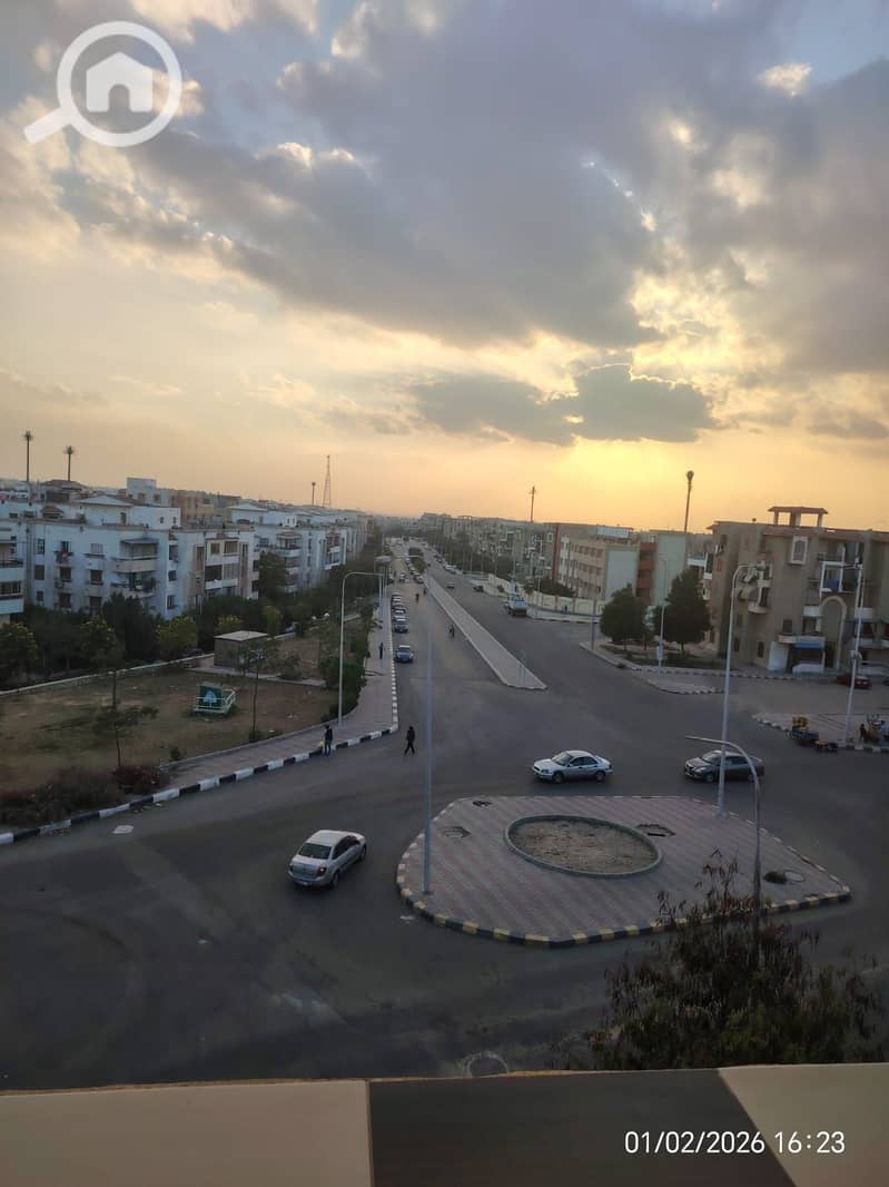 4 WhatsApp Image 2026-01-05 at 14.42. 32. jpeg