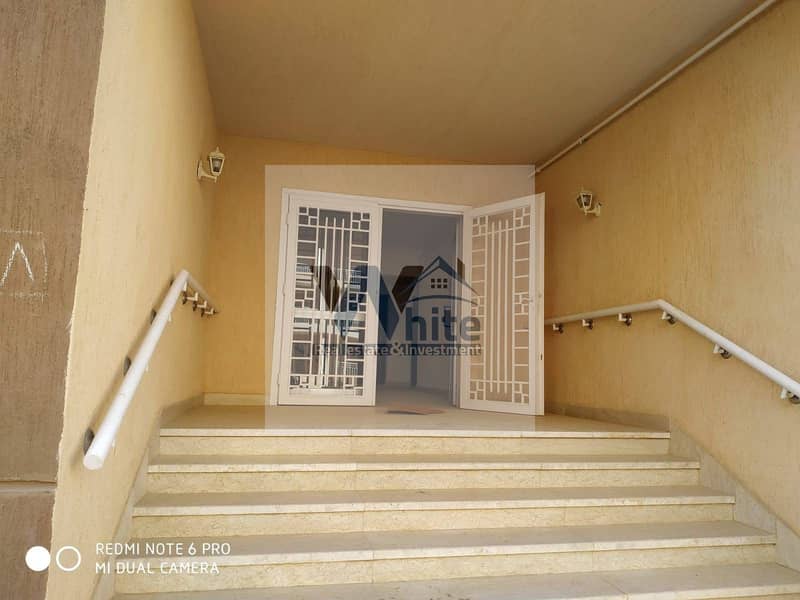 6 21747d1b-1222-49f2-93a1-72ccf9f04f1f. jpeg