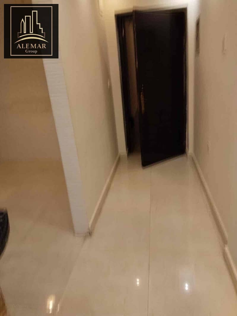 6 897711d2-c49b-4b02-8fa6-db3701c4cdbd. jpg