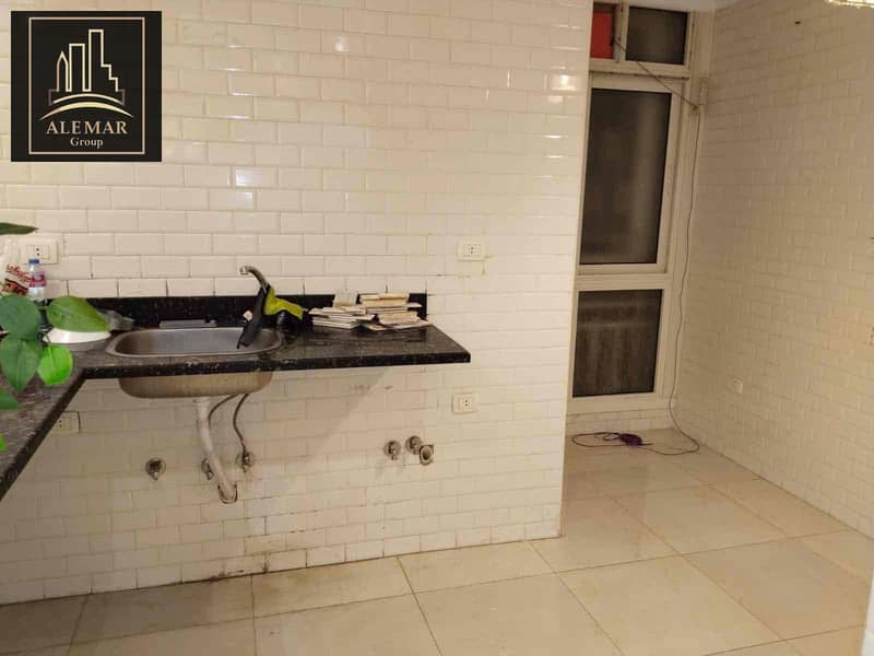 11 b0235445-29d1-4266-aa26-7f2642fecc86. jpg