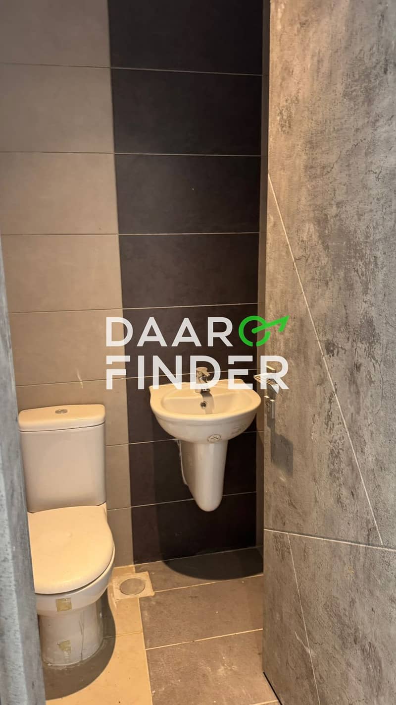 6 WhatsApp Image 2025-12-30 at 18.21. 41 (1). jpeg