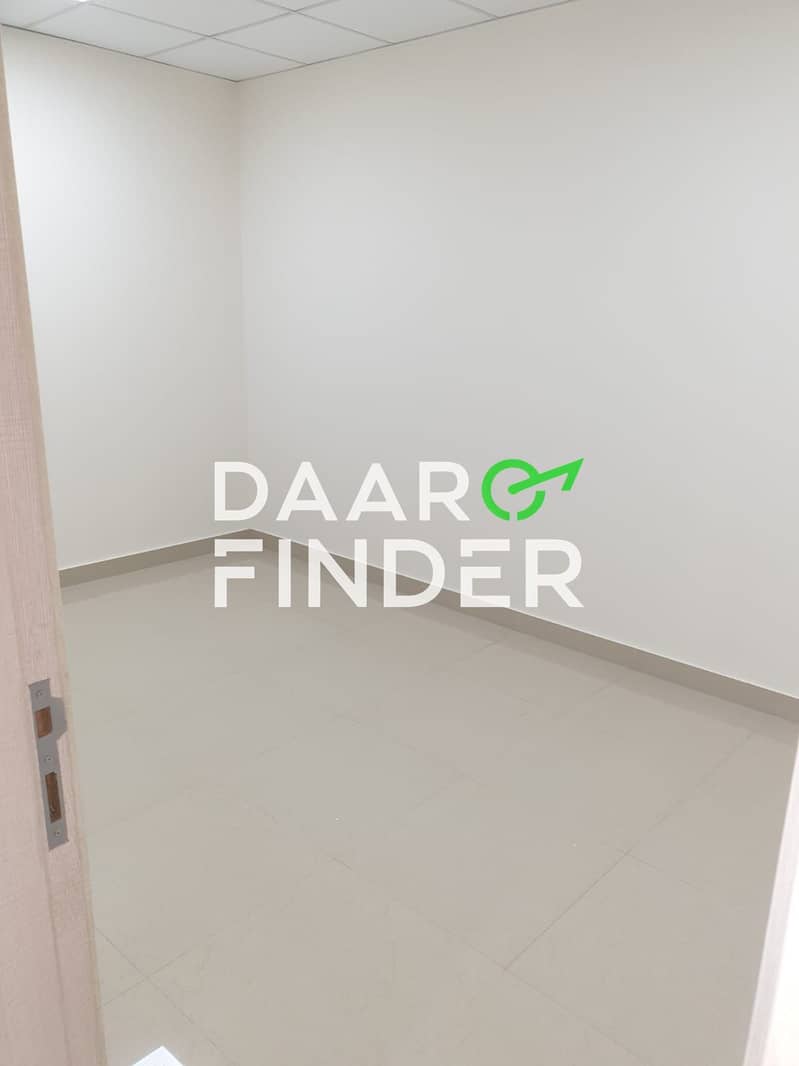 5 WhatsApp Image 2025-12-25 at 18.33. 34 (1). jpeg