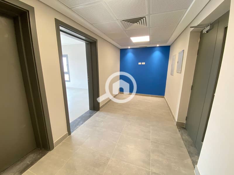 4 WhatsApp Image 2026-01-05 at 23.54. 45. jpeg