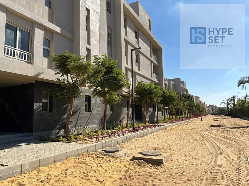 10 aed8ccc6-b601-47c2-bc30-acd03f1823d0. jpg