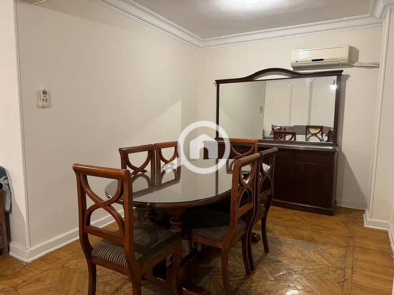 10 6fab8a9d-abf7-4eee-9f77-4b02ae3a3c66. jpeg