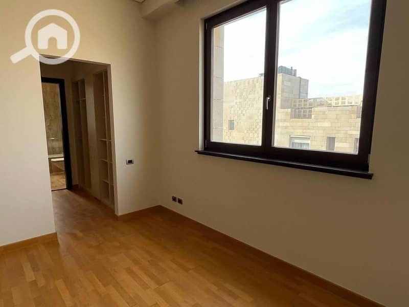 6 WhatsApp Image 2024-07-06 at 12.51. 02_f8cef298. jpg