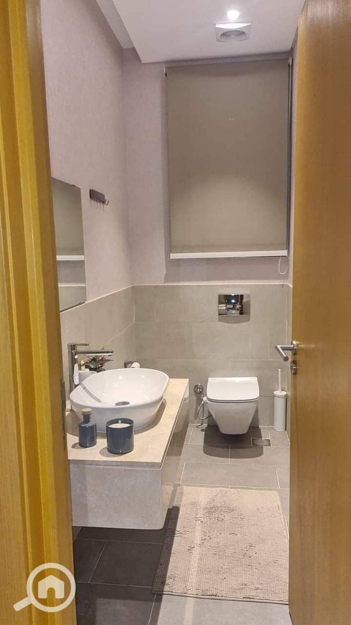 7 WhatsApp Image 2024-09-18 at 12.13. 44_db7f10a5. jpg