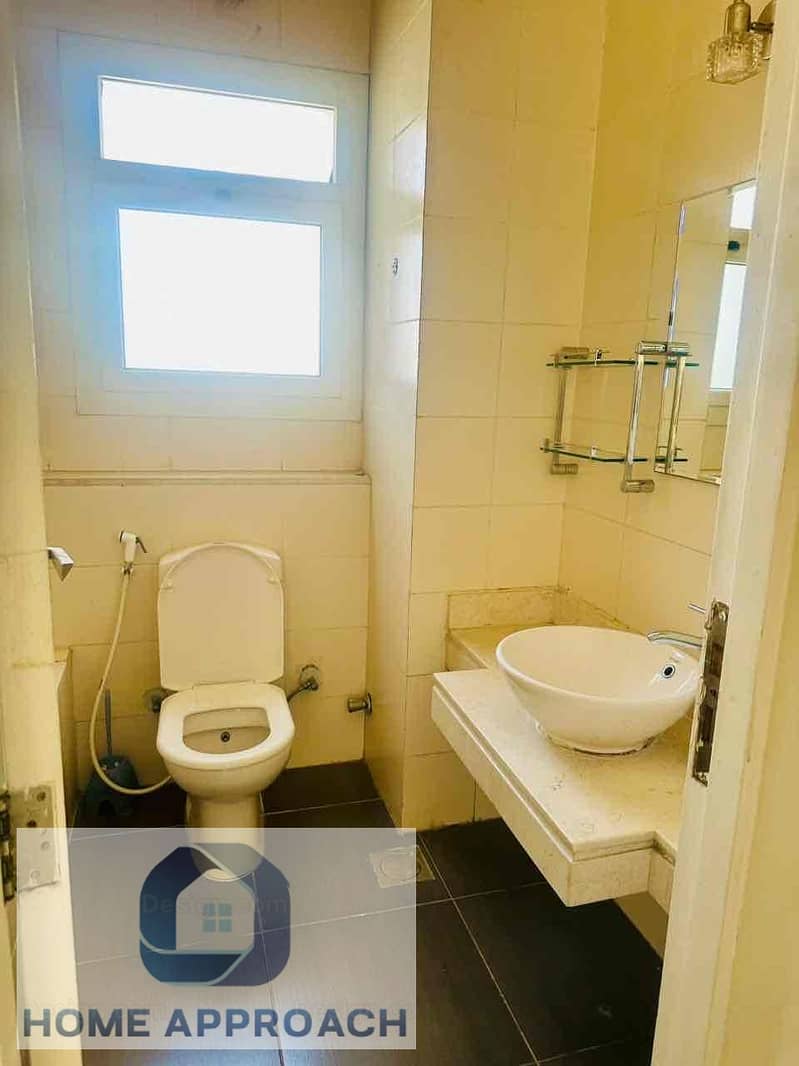 12 0bcead47-7266-40eb-9220-166b80bda046. jpg